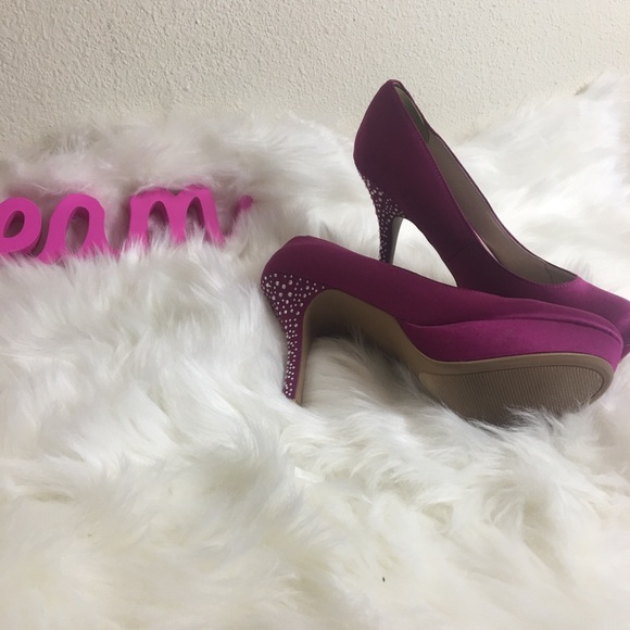 Pink Platform Pumps - Picture 2 of 5